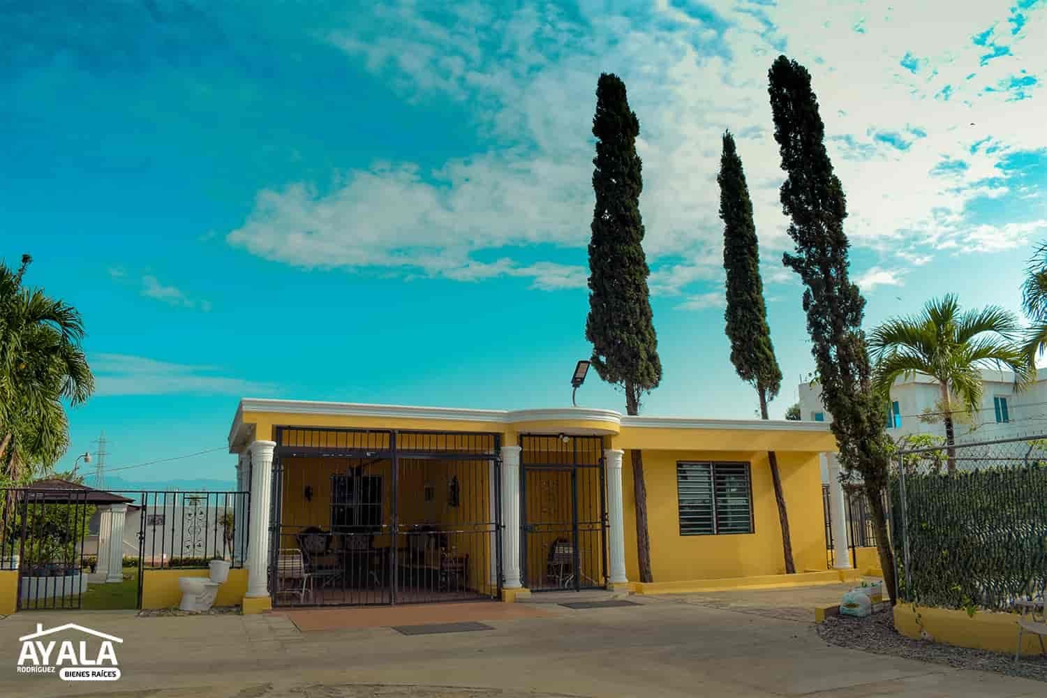 Casa con piscina y jacuzzi, Laguna Prieta, Santiago — vista 3