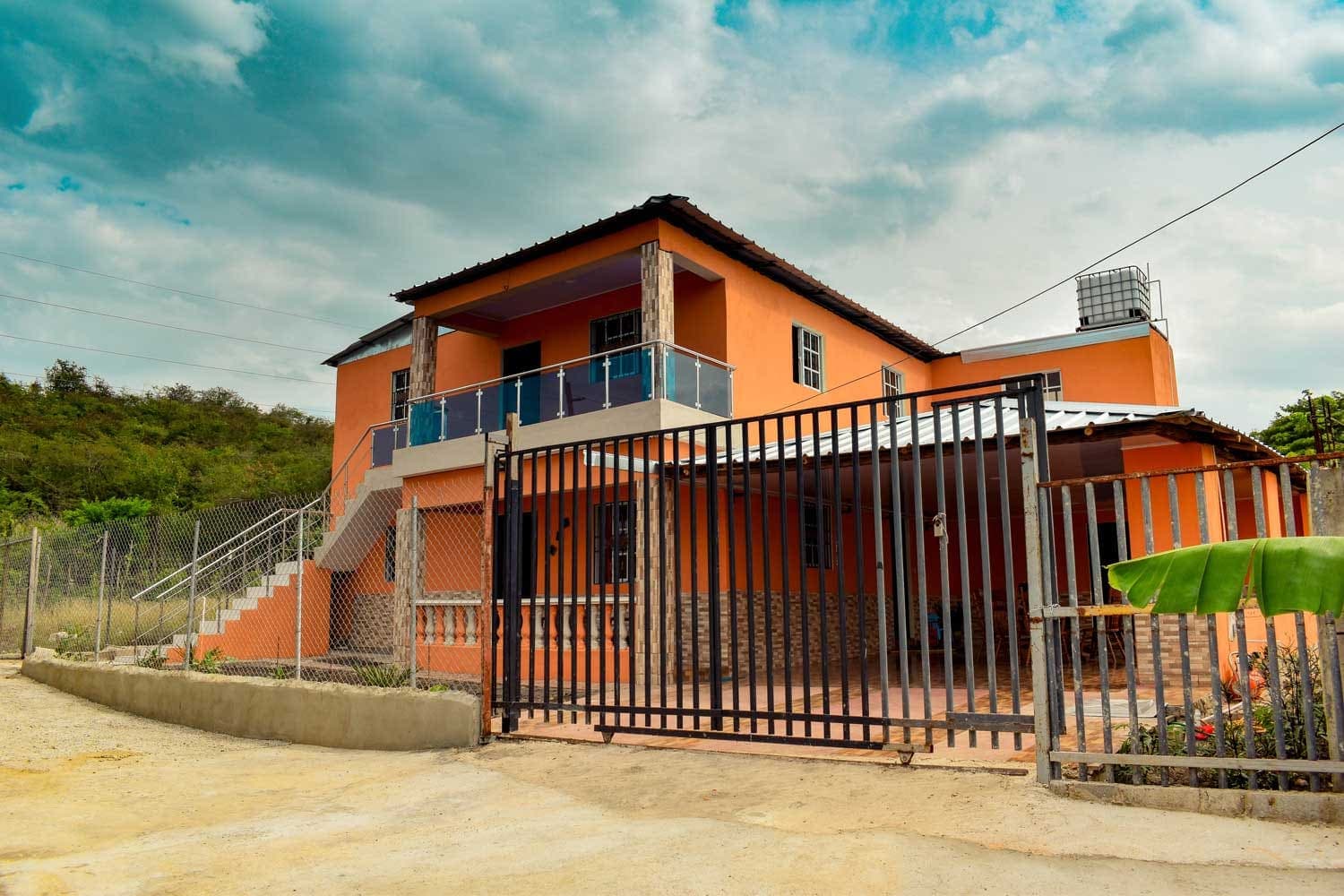 Casa de dos niveles con vista, Palo Amarillo, Moca — vista 4